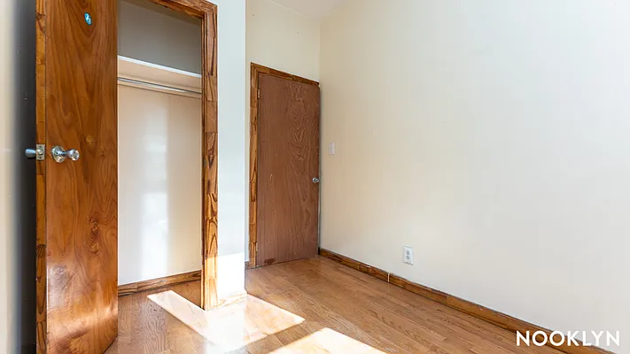 Rented by Nooklyn NYC LLC | media 7