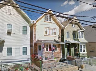 15 Patterson St, Harrison, NJ 07029