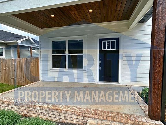 3rd image of 1513 Huff Ave SW