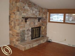 4th image of 2834 Monticello Dr