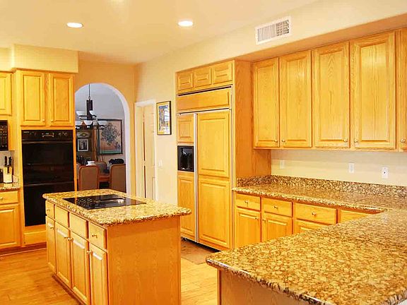 3rd image of 3219 E Desert Flower Ln