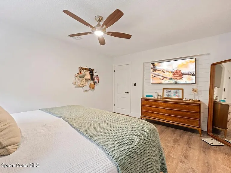340 Greenway Ave — Photo 15
