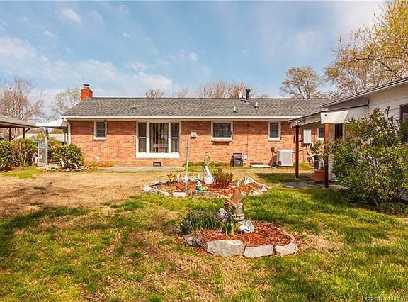 5th image of 5 Edgemoor Dr