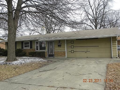 1st image of 15727 E Woodlawn East Ave