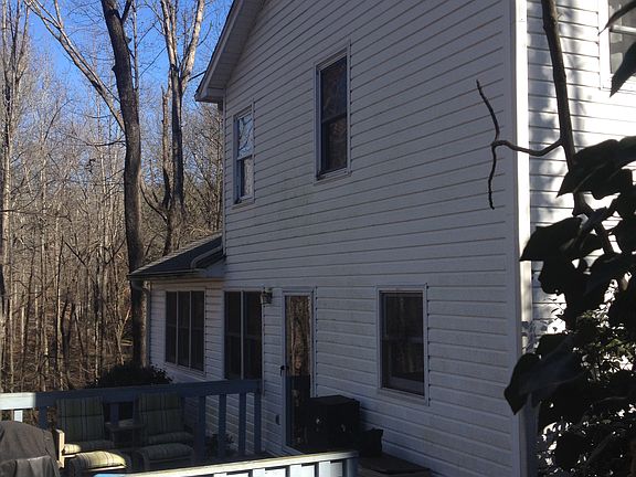 5th image of 64 Hickory Ln #2