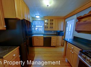221 S 8th St, Manhattan, KS 66502
