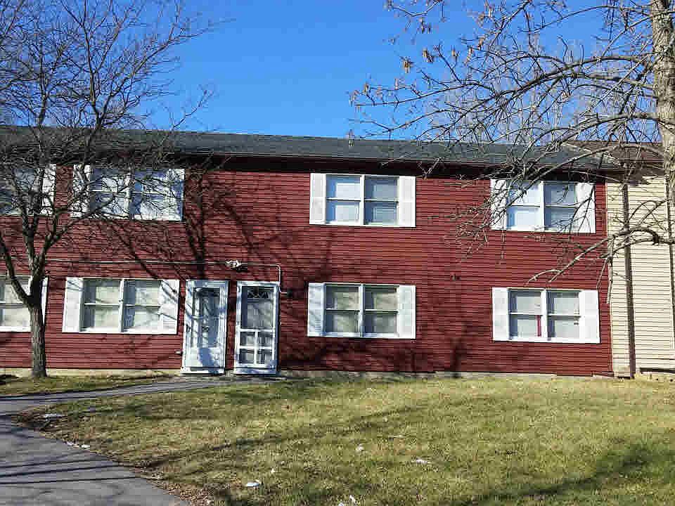 1st image of 20 Williamsburg Dr