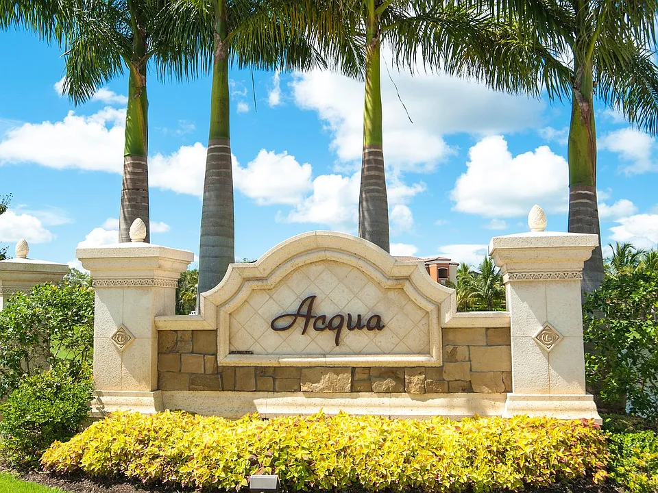 9735 Acqua Ct #621