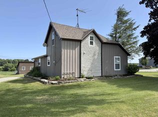 W11810 County Road F, Randolph, WI 53956
