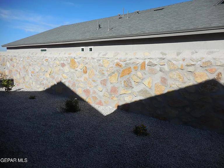 12817 Giovanni Grajeda Ave — Photo 34