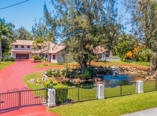 11351 SW 3rd St, Plantation, FL 33325