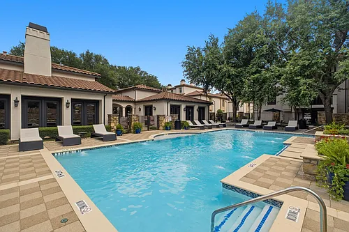 Estancia Townhomes Photo 1