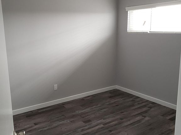 5th image of 5316 Lorna St #B