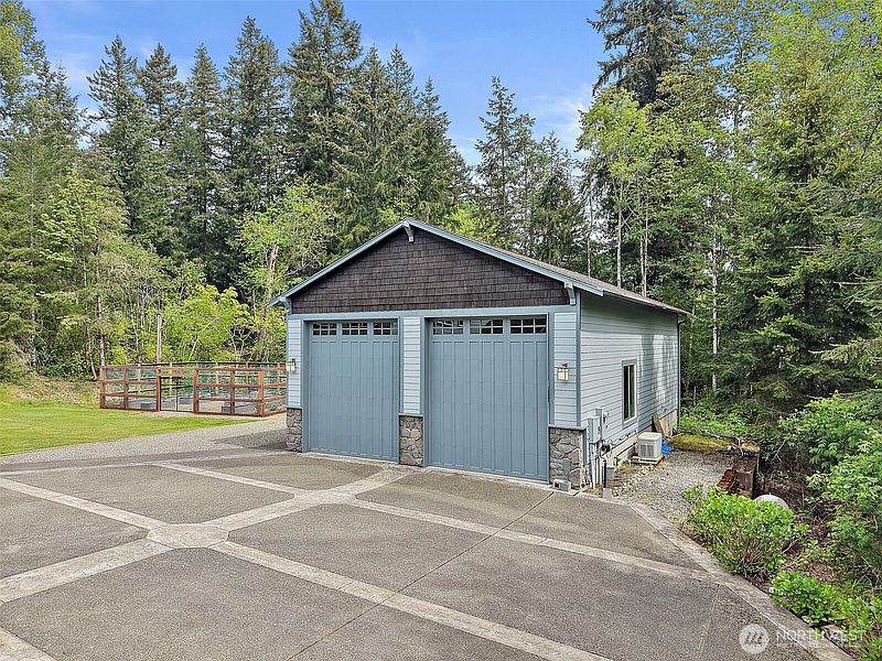 4th image of 22420 270th Avenue SE