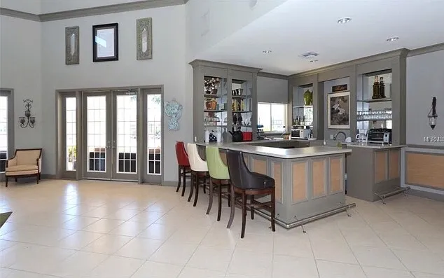 1025 Villagio Cir #101 — Photo 7