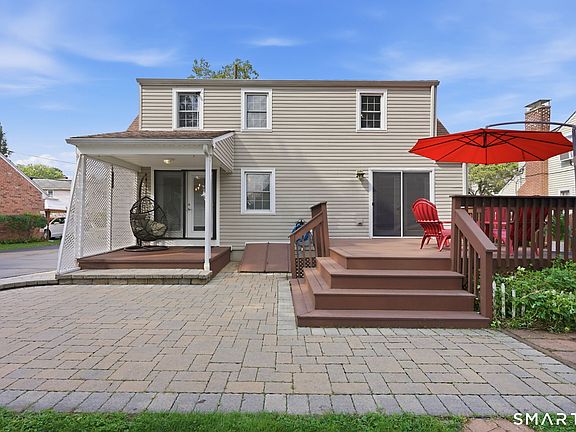 3rd image of 218 Columbia Street