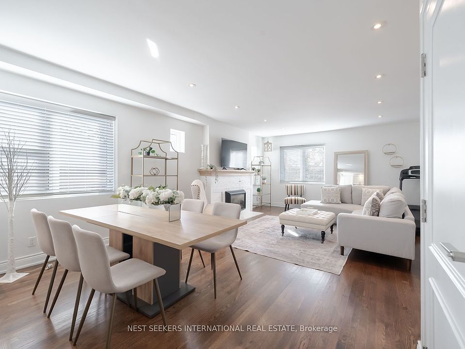 1st image of 963 Avenue Rd #3