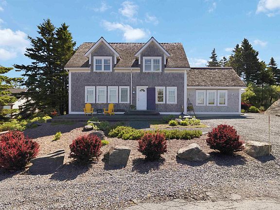 3rd image of 29 Herring Rock Rd