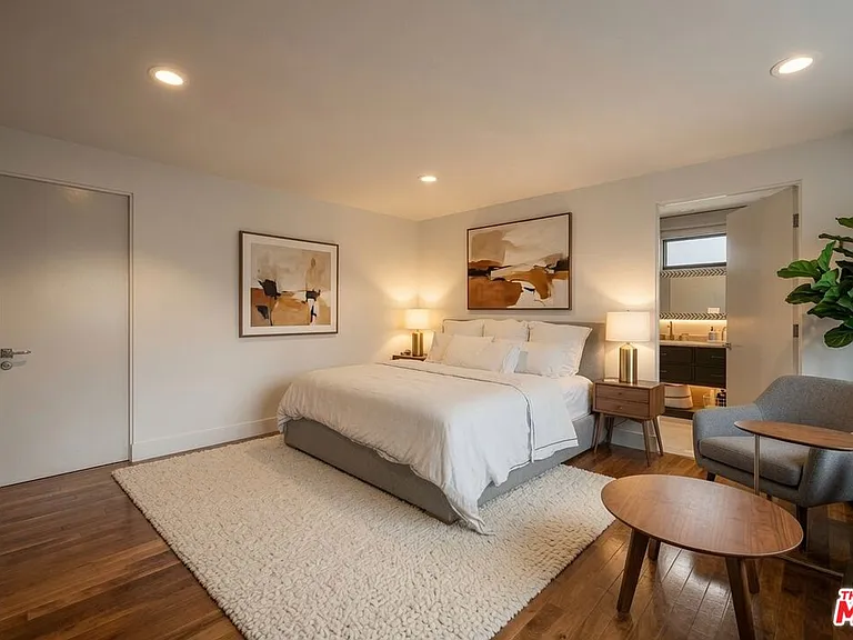2035 De Mille Dr — Photo 33