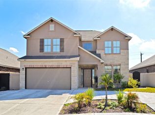 305 Date Palm Dr, Laredo, TX 78045
