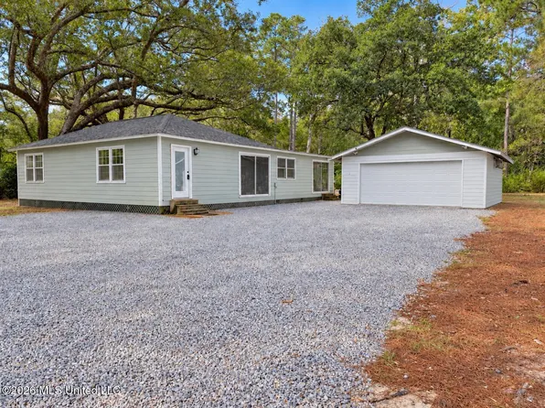10117 Johns Bayou Rd, Vancleave, MS 39565