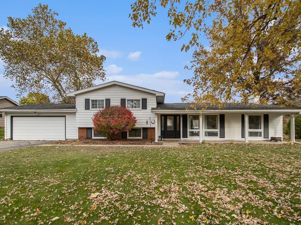 1321 Norwich Ct, South Bend, IN 46614