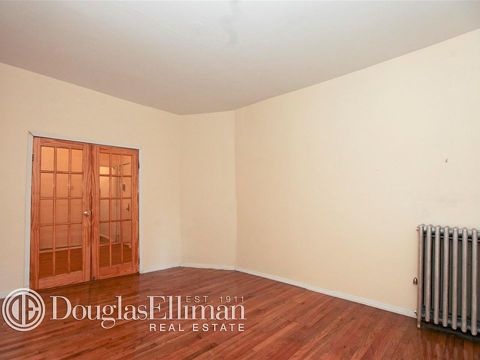1st image of 349 E 51st St APT 2re