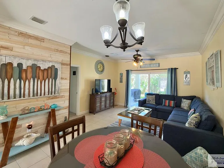 114 E Atol St #4 — Photo 2