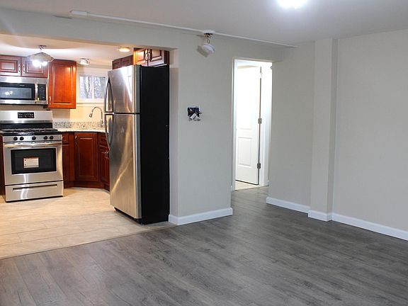 2nd image of 30 Lewis Pl