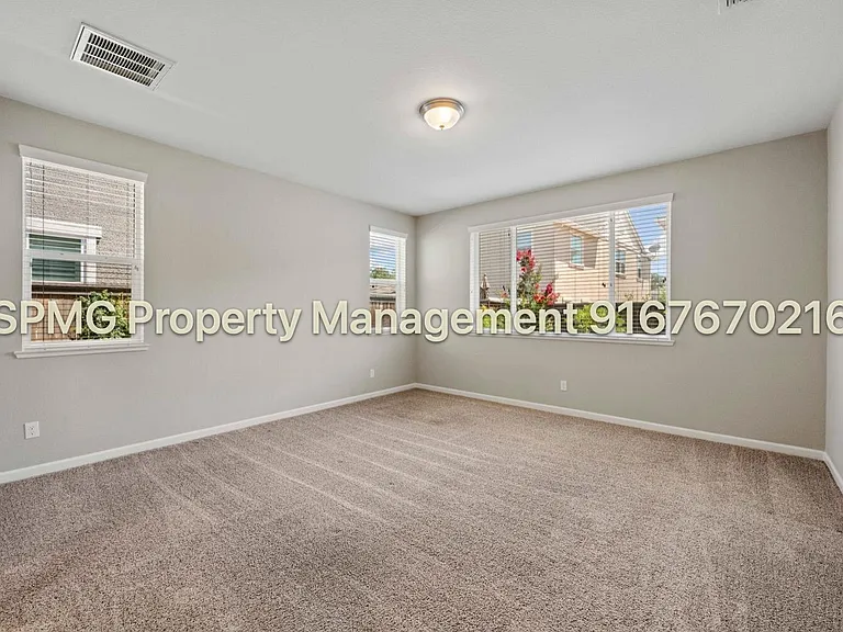 5649 Black Willow St — Photo 14