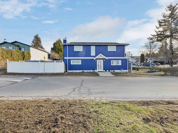 123 Springfield Dr, Langley, BC V4W 3K6