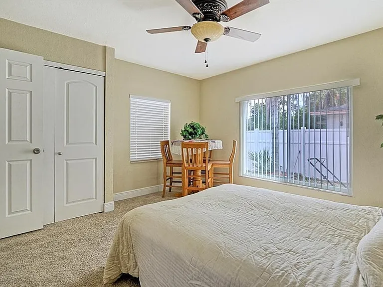 1235 Lakeview Rd — Photo 5