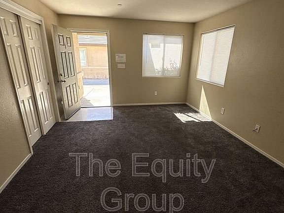 4th image of 2104 W Lark Ave