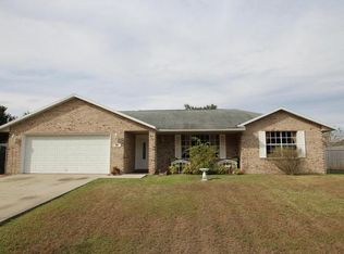 201 Hammock Rd SE, Palm Bay, FL 32909