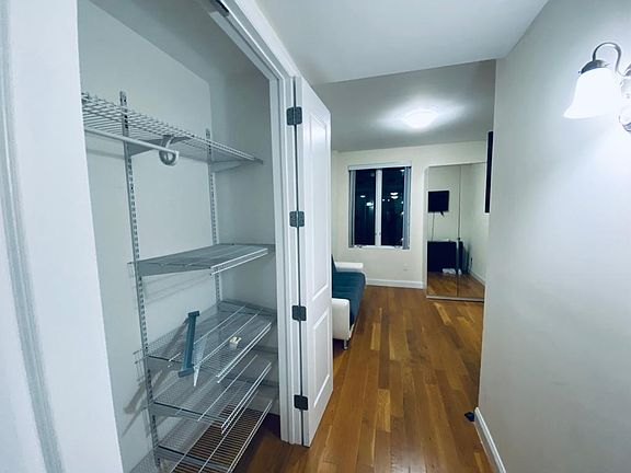 3rd image of 1737 E 21st St #3-V