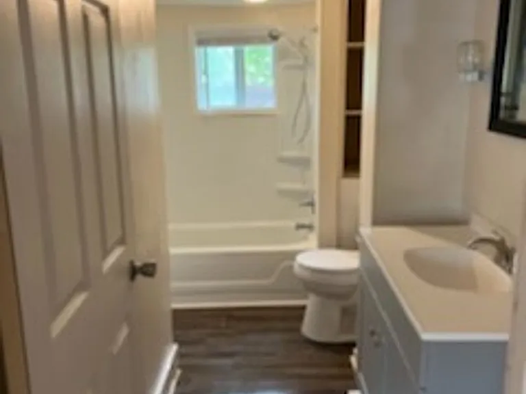 204 W Jefferson St — Photo 2