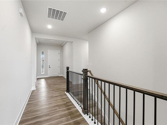 4th image of 20683 Skyview Ln