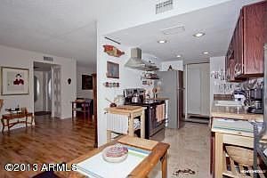 3rd image of 6837 S Lakeshore Dr