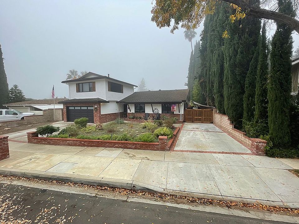 2nd image of 6053 Lake Nadine Pl
