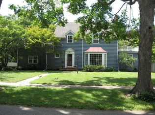 296 Sheridan Rd, Waterloo, IA 50701