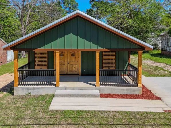 230 Barton St, Andalusia, AL 36420