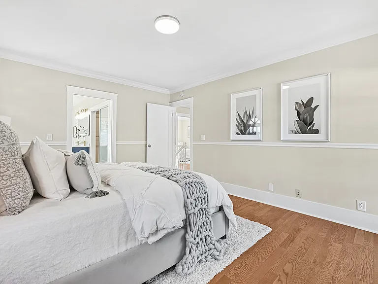 205 Caldwell Ave — Photo 25
