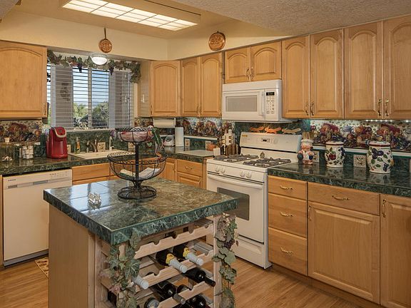 4th image of 4371 E Diablo Dr