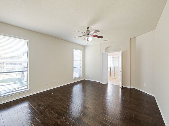 5th image of 2709 Twinflower Dr