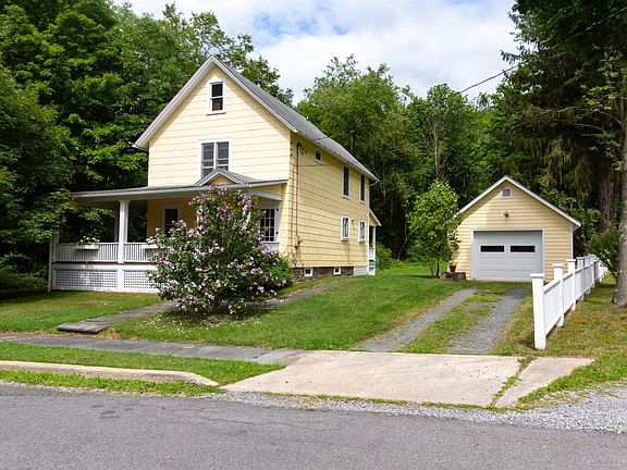 4th image of 153 Church St
