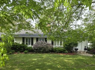 730 Skyline Dr, Barrington, IL 60010