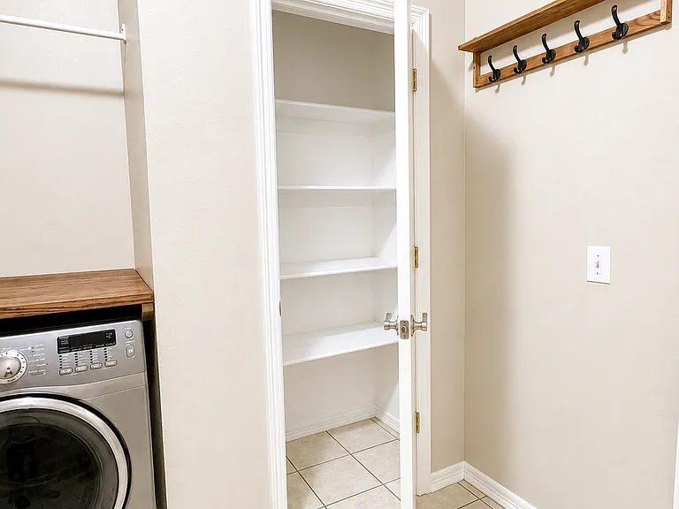 3803 Huckleberry St — Photo 20
