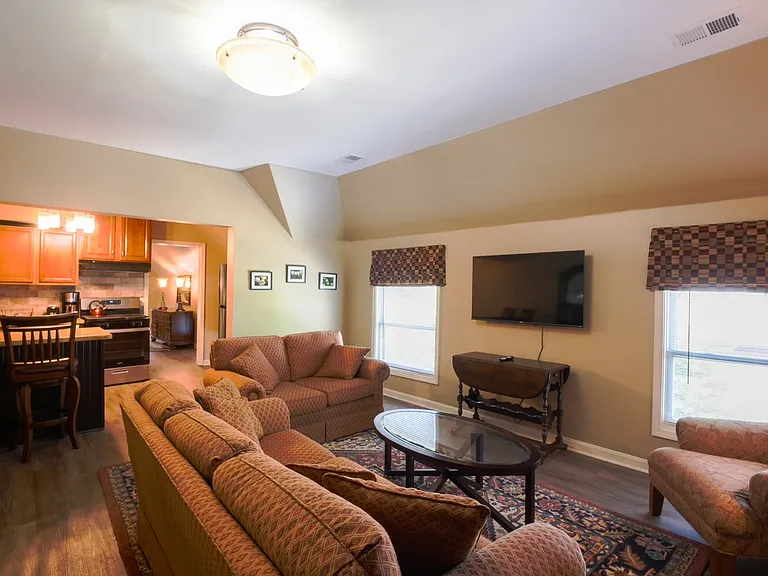 Living / Kitchen