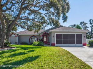 2054 Arbuckle Rd, Spring Hill, FL 34608