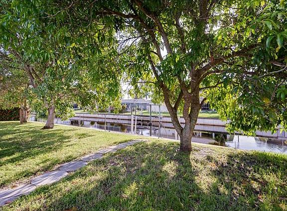 4th image of 4324 S Atlantic Cir